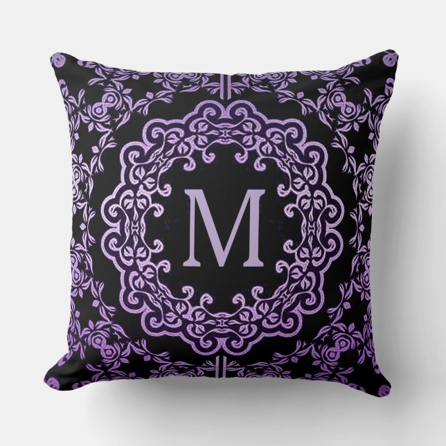 Monogram Lila Filigree Motif Dekorativ kudde (Framsida)