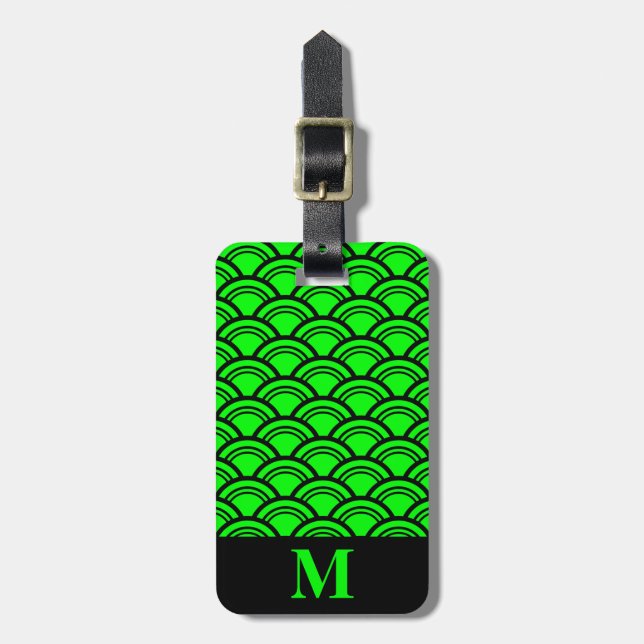 Monogram Lime Green Art Deco Scallop Fish Scales Bagagebricka (Vertikal Framsida)