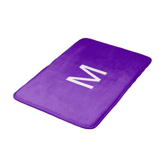Monogram ljust ljuslila vit  badrumsmatta (Vinklad)