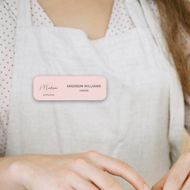 Monogram Logotyp Bakery Rosa Namnbricka (Monogram Logo Bakery Pink Name Tag)