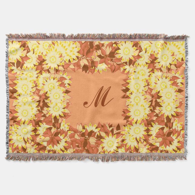 Monogram med blommor - kakao och gult filt (Framsidan)