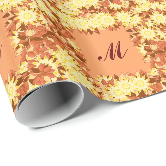 Monogram med blommor - kakao och gult presentpapper (Rullad Hörn)