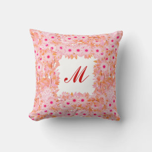 Monogram med blommor - rosa och persika kudde