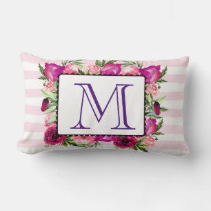 Monogram med bukett av rosa rosor och vallmo lumbarkudde
