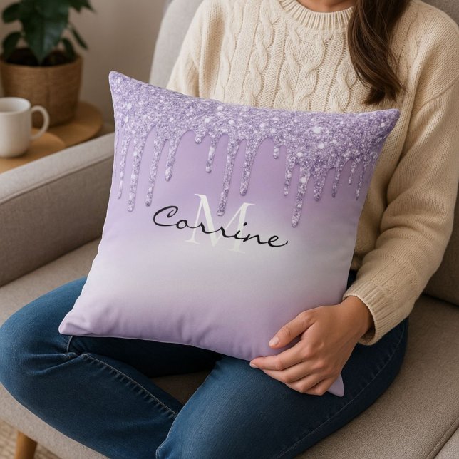 Monogram Metallic Violet Lila Dripping Glitter Kudde (In-situ)