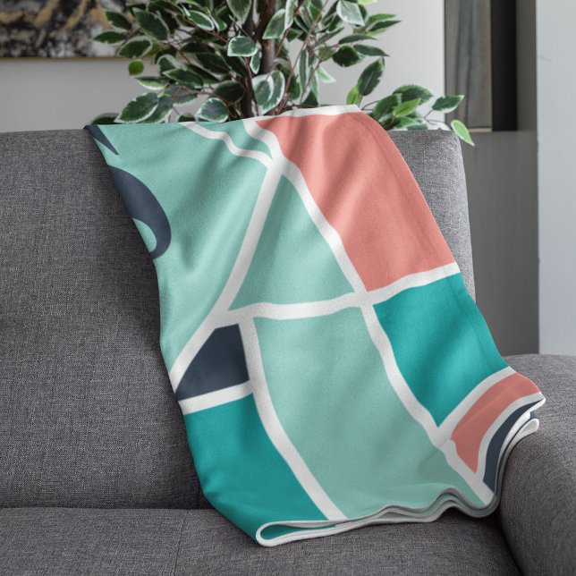 Monogram Mint och Coral Geometric Art Fleecefilt (Skapare uppladdad)