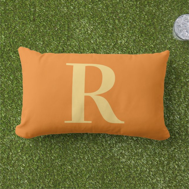 Monogram Modern Enkel Orange Utomhus Lumbarkudde (Gräs)