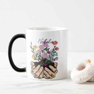 Monogram modern skissering av händer blommigt i bl magisk mugg