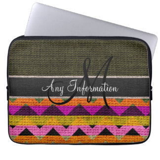 Monogram Mörk grönt Chevron Zigzag Burlap Jute Laptop Sleeve