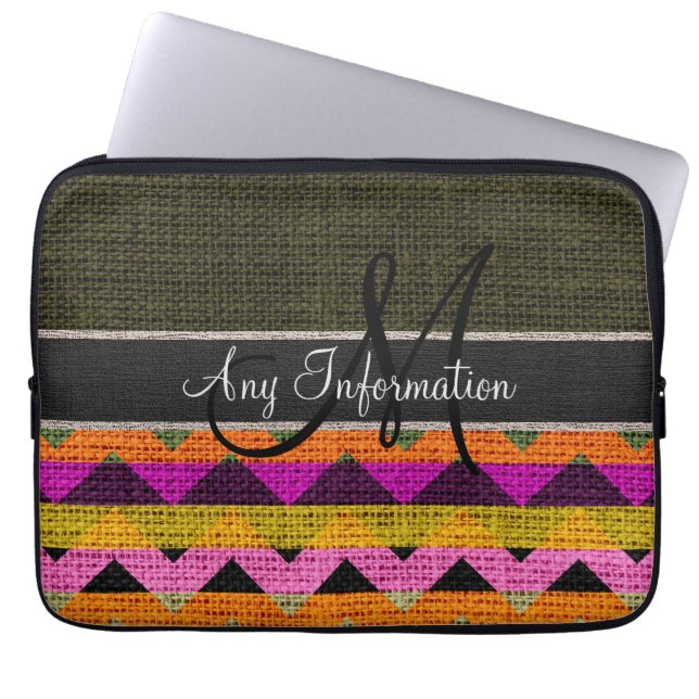 Monogram Mörk grönt Chevron Zigzag Burlap Jute Laptop Sleeve (Framsidan)