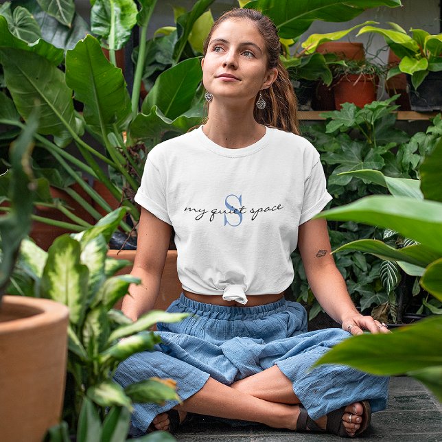 Monogram 'my quiet space' Activewear Classic White T Shirt (Skapare uppladdad)