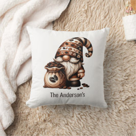 Monogram Mysig Kaffe Tomte Brun Vit Present Kudde