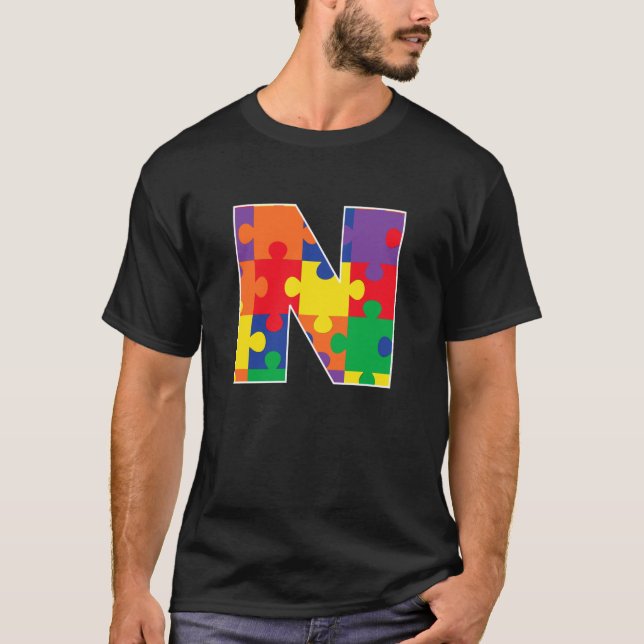 Monogram N i flerfärgade pusselbitar T Shirt (Framsida)