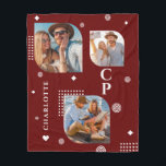 Monogram Namn 3 Photo Collage Trendig Fleecefilt<br><div class="desc">Monogram Namn 3 Photo Collage Trendig Modern Fleece Blanket har en fotokollage av tre av dina favoritfoton med personlig namn och ett monogram i ett elegant vitt skript på en burgundisk bakgrund. Anpassa genom att redigera texten i de angivna textrutorna. Perfekt för födelsedag, jul, Mors dag, Fars dag, syster, kusiner,...</div>