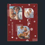 Monogram Namn 3 Photo Collage Trendig Fleecefilt<br><div class="desc">Monogram Namn 3 Photo Collage Trendig Modern Fleece Blanket har en fotokollage av tre av dina favoritfoton med personlig namn och ett monogram i ett elegant vitt skript på en burgundisk bakgrund. Anpassa genom att redigera texten i de angivna textrutorna. Perfekt för födelsedag, jul, Mors dag, Fars dag, syster, kusiner,...</div>
