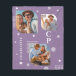 Monogram Namn 3 Photo Collage Trendig Fleecefilt<br><div class="desc">Monogram Namn 3 Photo Collage Trendig Modern Fleece Blanket har en fotokollage av tre av dina favoritfoton med personlig namn och ett monogram i elegant-vita skript på lila bakgrund. Anpassa genom att redigera texten i textrutorna. Perfekt för födelsedag, jul, Mors dag, Fars dag, syster, kusiner, bästa vänner och mycket annat....</div>