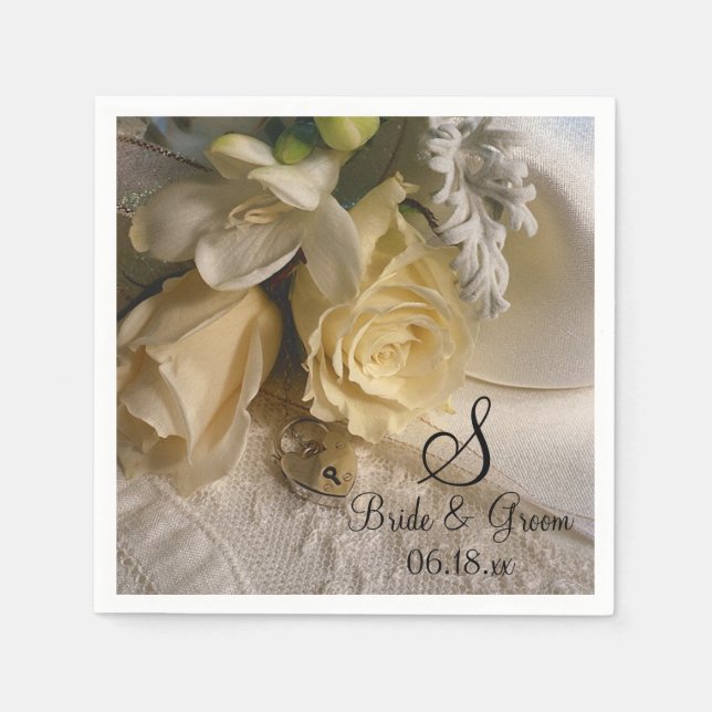 Monogram Namn Datum Bride Blommigt Bröllop Bouquet Pappersservett (Framsidan)