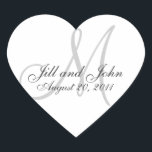 Monogram Namn Datum Bröllop sälstav Hjärtformat Klistermärke<br><div class="desc">Mer design finns på WhiteWhimsicalWedding.com. Anpassa med information och färg. Använda för kuvertförseglingar på dina bröllopsinbjudningar,  bröllopsmärken eller kaklådeetiketter eller till och med vin flaska-etiketter. Välj bland en rad underbara dekorformer också.</div>