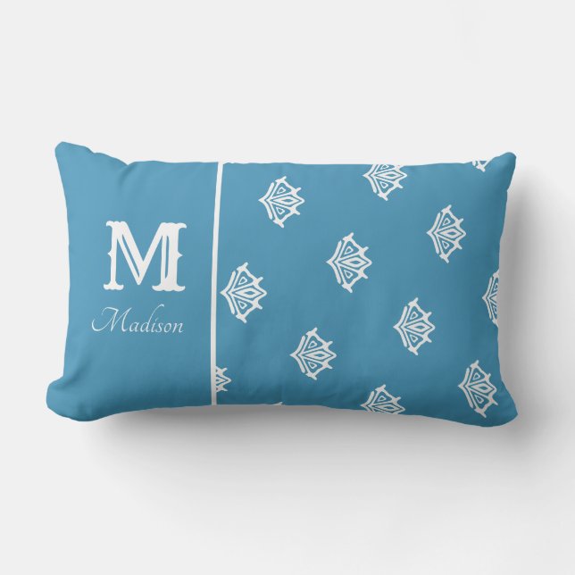 Monogram Namn Teal och White Lumbar Pillow Lumbarkudde (Framsida)