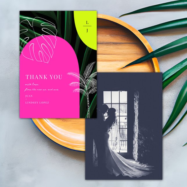 Monogram Neon Arches Tropical Bröllop Photo Tack Kort (Skapare uppladdad)