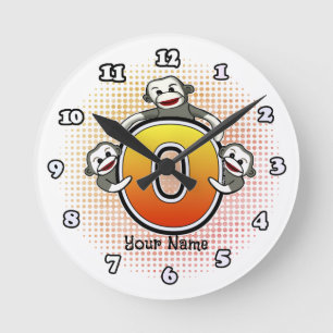 Monogram O Sock monkey klocka