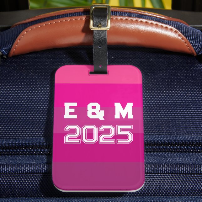 "Monogram och år för anpassade Bagagebricka (Framsida Insitu 2)