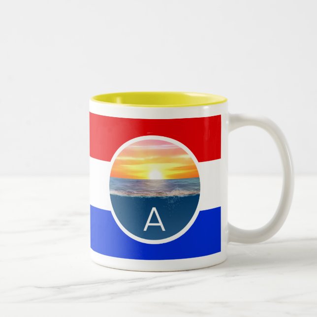 Monogram och havssoluppgång med ränder Två-Tonad mugg (Höger)