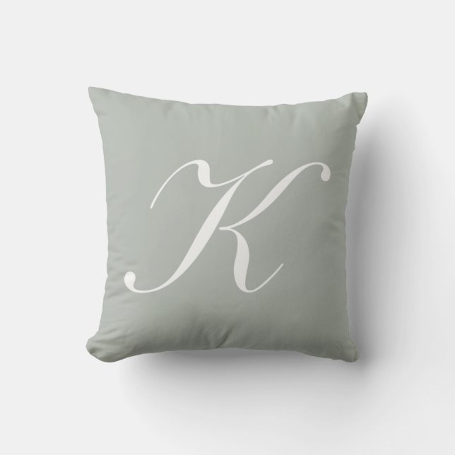 Monogram Pillow för Grått från Brev K Silver Kudde (Framsida)
