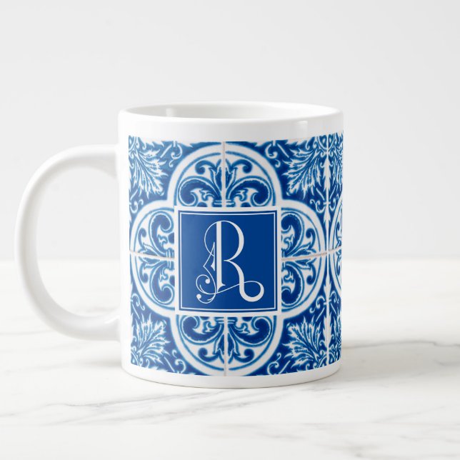Monogram R, klassisk blå plattform Jumbo Mugg (Vänster)