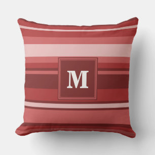 Monogram red rand kudde