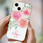 Monogram Rosa Blommigt<br><div class="desc">Detta söt iphone case är dekorerat med en vattenfärgad bukett av ro och löv i nyans av rosa,  korall och grönt. Anpassade enkelt med ditt monogram och namn. Ursprunglig vattenfärg © Michele Davies.</div>