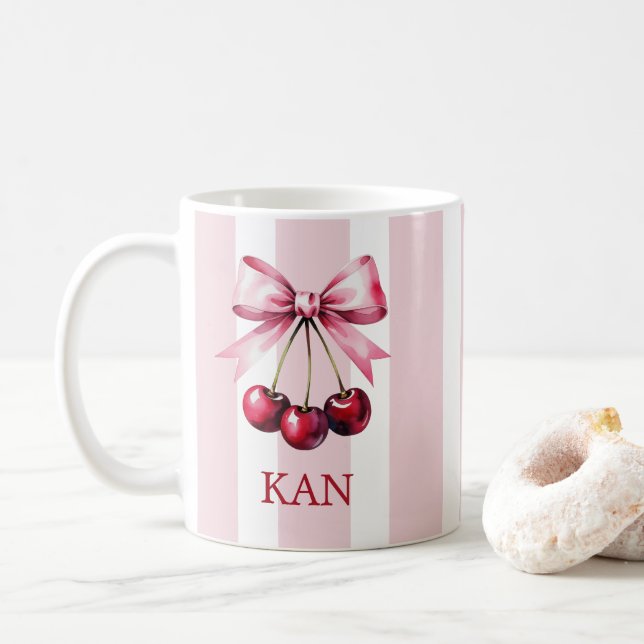 Monogram Rosa Bow Cherries Coquette Aesthetic Kaffemugg (Med munk)
