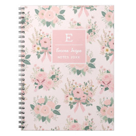 Monogram Rosa Coquette Flowers, Aestetisk Blommigt Anteckningsbok