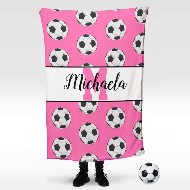 Monogram Rosa Initial Ocer Ball Mönster Fleecefilt (Customize with the name and monogram of your favorite soccer player! Or add their jersey number!)