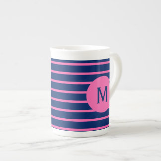 Monogram Royal Blue och Shock rosa Rand Benporslin Mugg