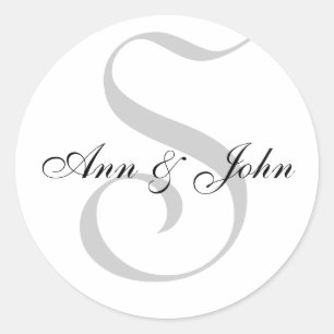 Monogram S plus första Namn-fästen för Bröllop Runt Klistermärke