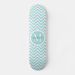 Monogram Skateboard   Pastellblå Grönt Chevron