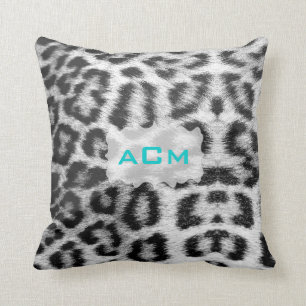 Monogram Snöleopard Kudde