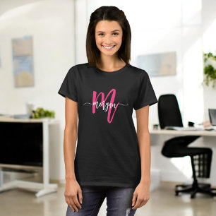 Monogram Snyggt Modern Black Shock rosa T Shirt