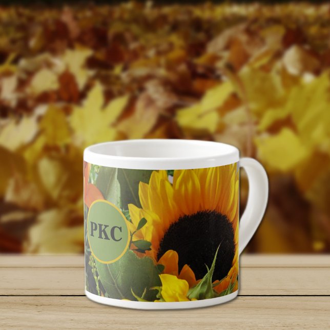 Monogram Solblommor - fotoskrift 6 oz Espressomugg (Skapare uppladdad)
