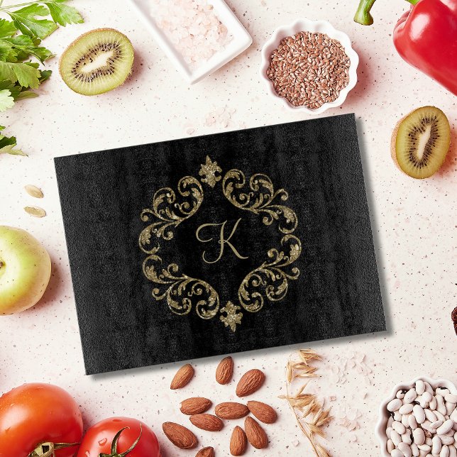 Monogram Svart Guld Glitter Trendig Chic Stylisk (Black Gold Glitter Monogrammed Initial Cutting board. Bridal Shower Wedding Gift idea)