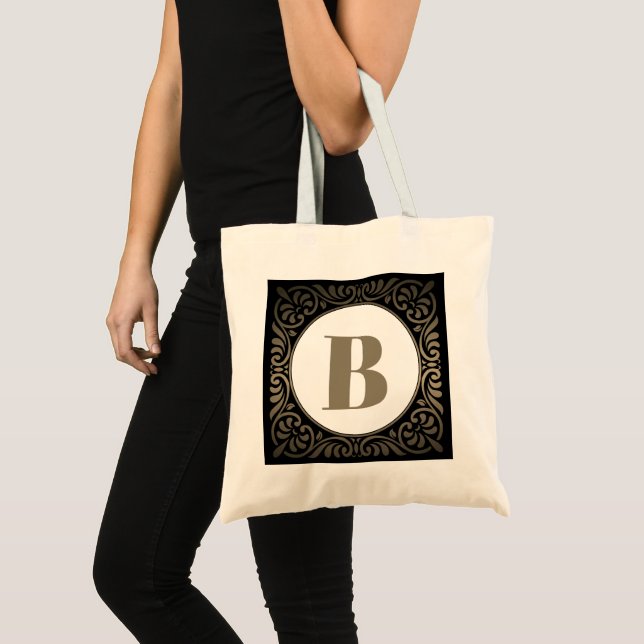 Monogram Svart Tygkasse (Framsida (produkt))