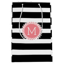 Monogram Svartvit Rand och vit andedräkt