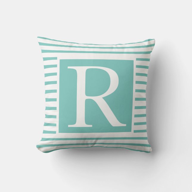 Monogram: Teal Blue White Rand Namn Gift Favor Kudde (Framsida)