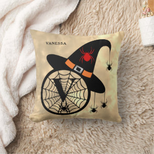 Monogram V Halloween Himlar Witch Spiders Namn Kudde