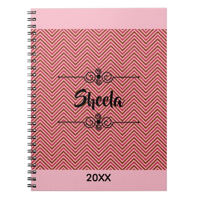 Monogram Varm Pastell Chevron Anteckningsbok Med Spiral (Framsidan)