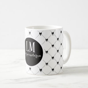 Monogram vit och svart båge skrivstil kaffemugg
