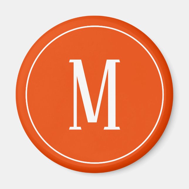 Monogram Vit på Orangens runda magnet (Framsidan)