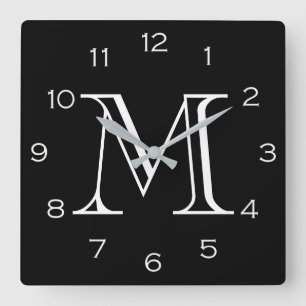 Monogram vita nummer på svartvitt fyrkantig klocka