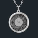 Monogram Zebra tryck Black Grått Silver Trendig Silverpläterat Halsband<br><div class="desc">Monogram detta Svarta och Grått-Silver-Zebra tryck Silver Necklace. Gör en underbar gåva till henne,  eller till dina brudar.</div>